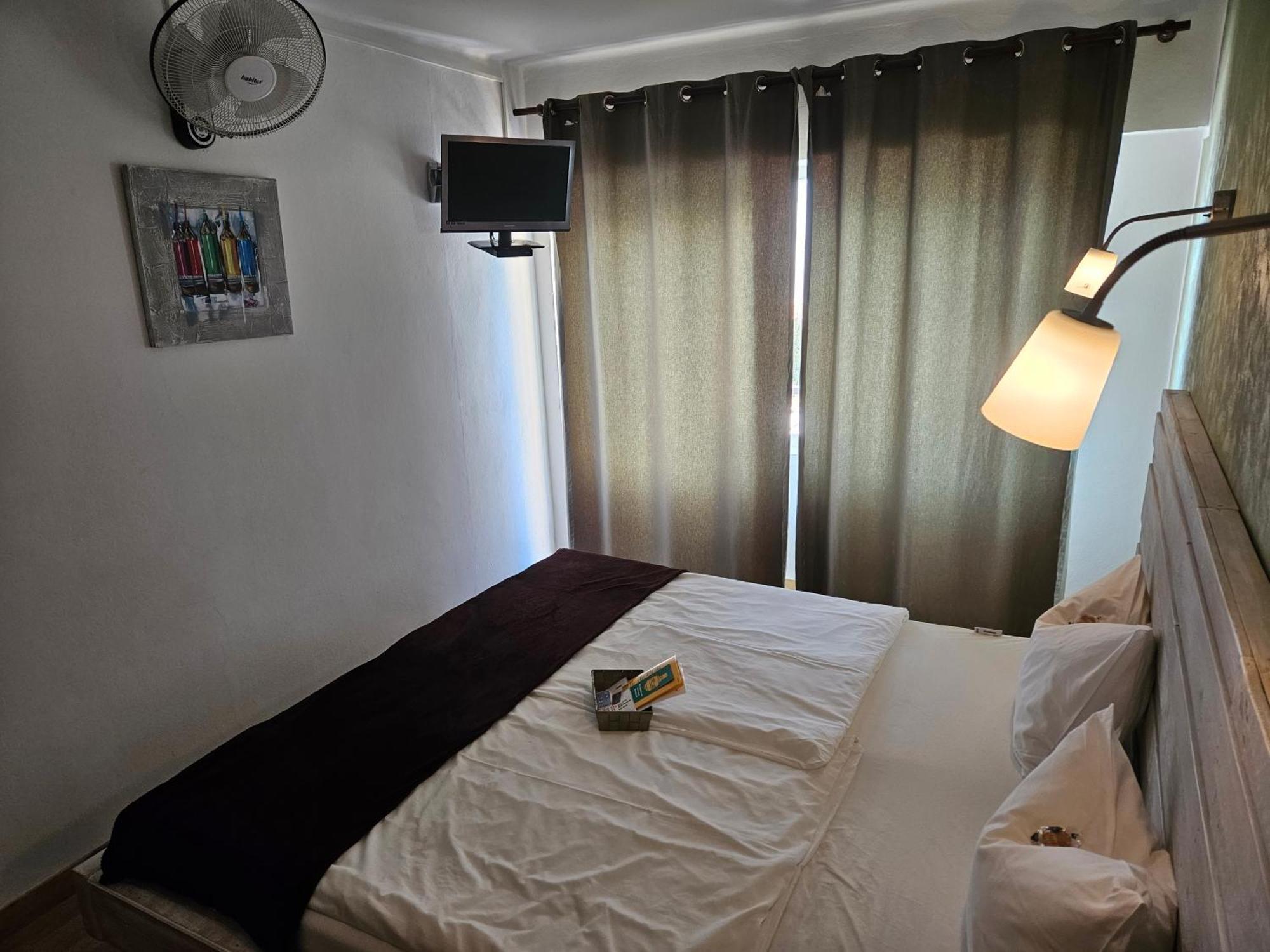Seven Hostal Cala Millor  Εξωτερικό φωτογραφία