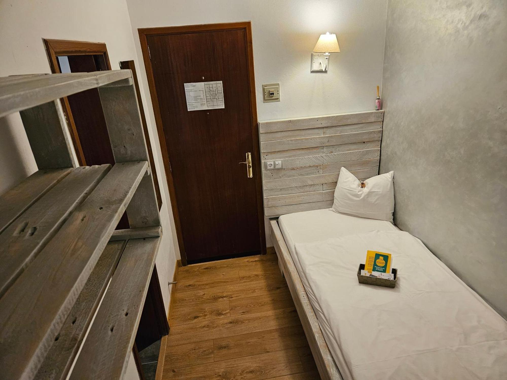 Seven Hostal Cala Millor  Εξωτερικό φωτογραφία